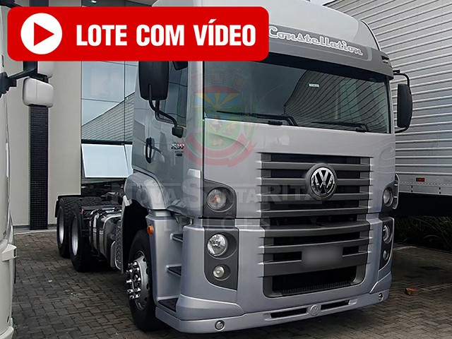LOTE 007 - VOLKSWAGEN 26-390 E Constel. 6x4 2p (E5) 2013