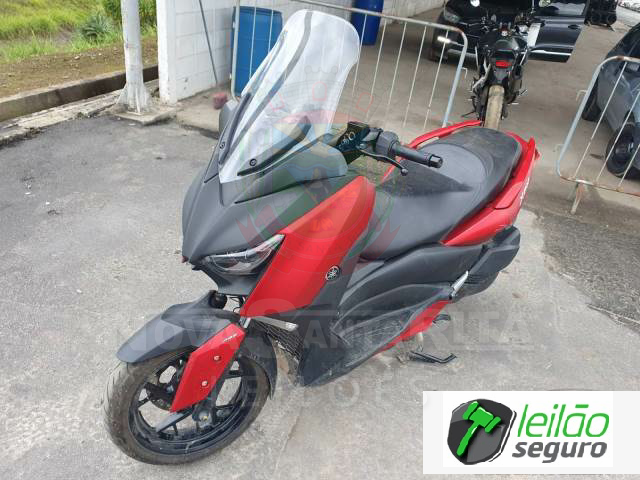 LOTE 012 /XMAX 250 ABS CVT